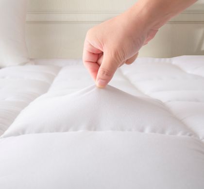 ZC24007 Super Soft Strong Elastic Polyester Microfiber Mattress Topper