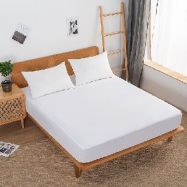 Super soft microfiber ultra sonic quilt mattress pad